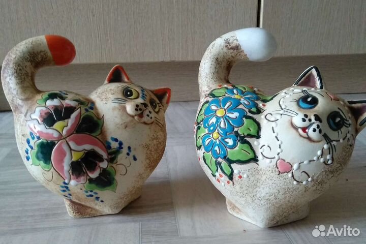 Статуэтка кошка