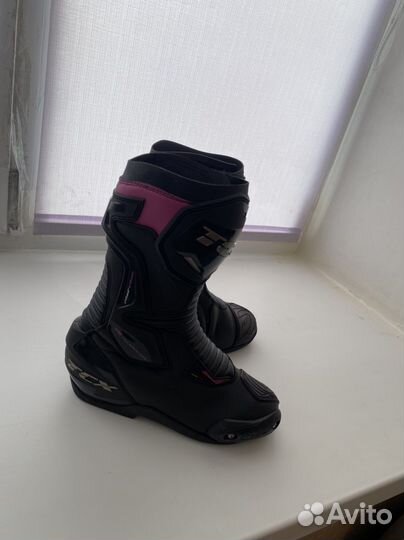 Мотоботы женские