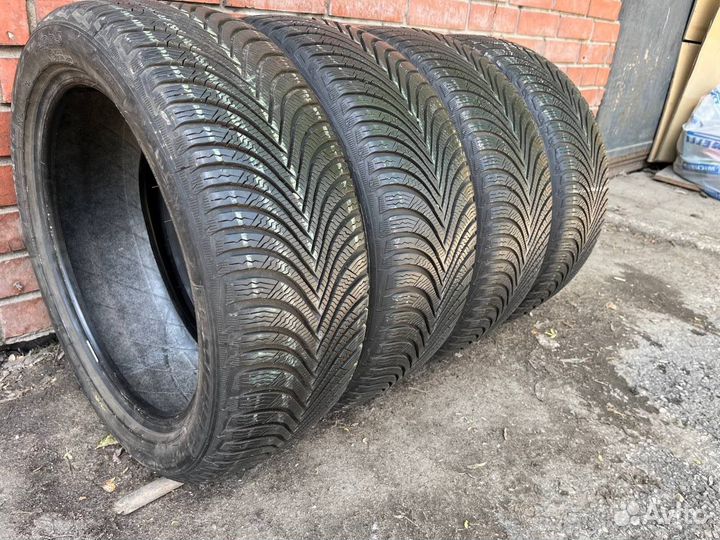 Michelin Alpin 5 205/50 R17
