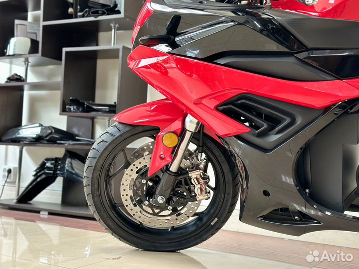 Электромотоцикл BMW RR