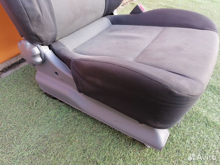 Сиденье левое правое комплект Chevrolet Lacetti