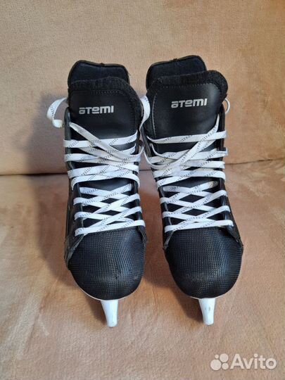 Коньки хоккейные 39 размер