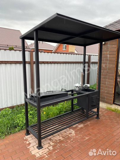 Мангал с крышей