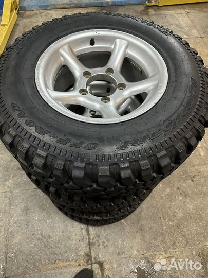 Комплект дисков с резиной r15