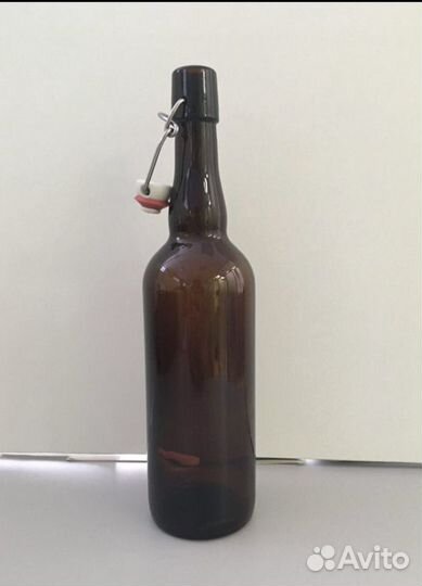 Бутылка стеклянная