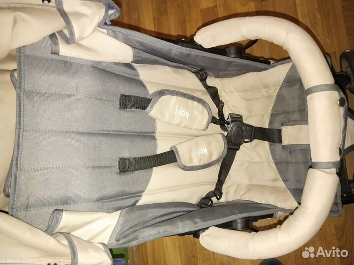 Прогулочная коляска трость