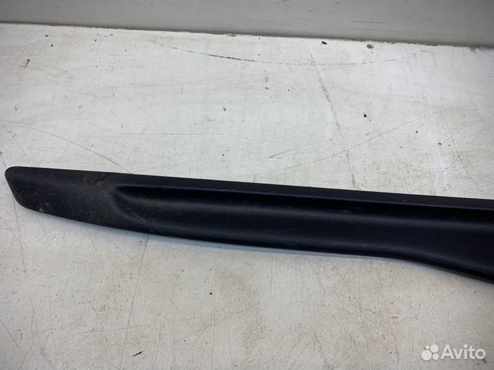 Накладка замка багажника Lexus Lx 3 2007-2020