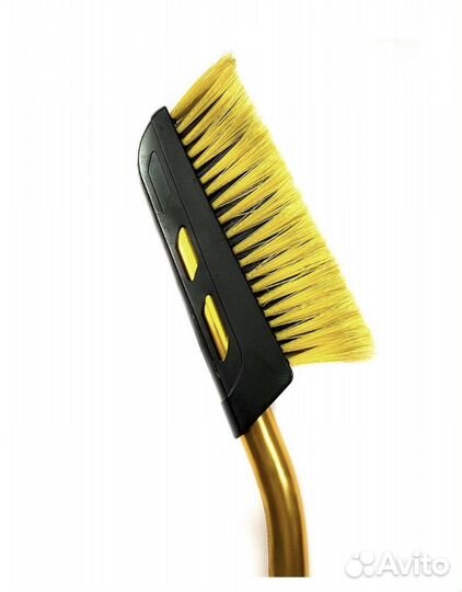 Щетка от снега длинная и мощная