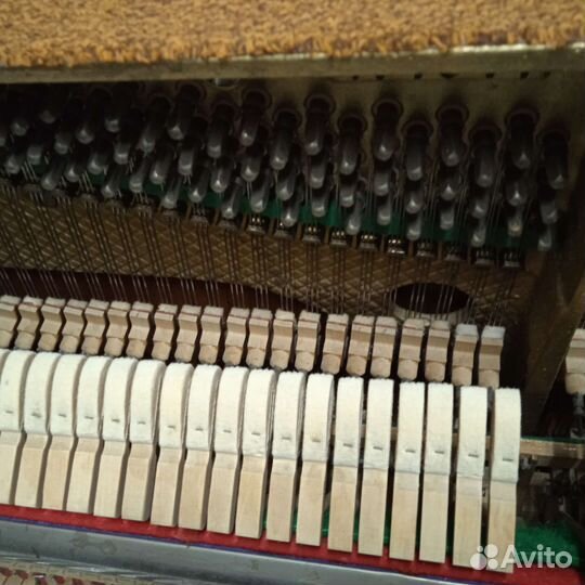 Пианино ' Вайнбах