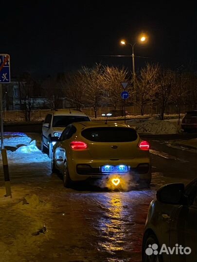 Светящаяся неон цурикава