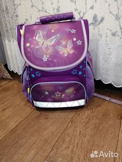 Школьный ранец