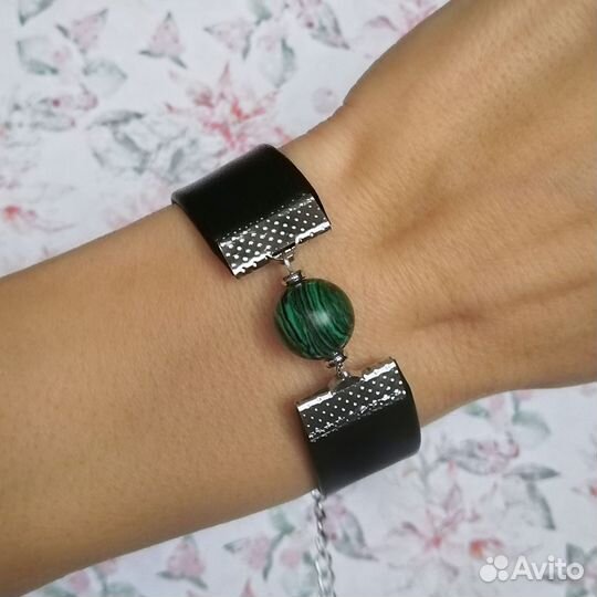 Кожаный браслет с малахитом натуральным узкий
