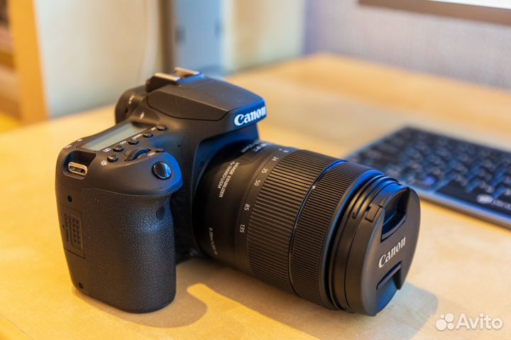 Canon EOS 90D Kit EF-S 18-135mm IS USM