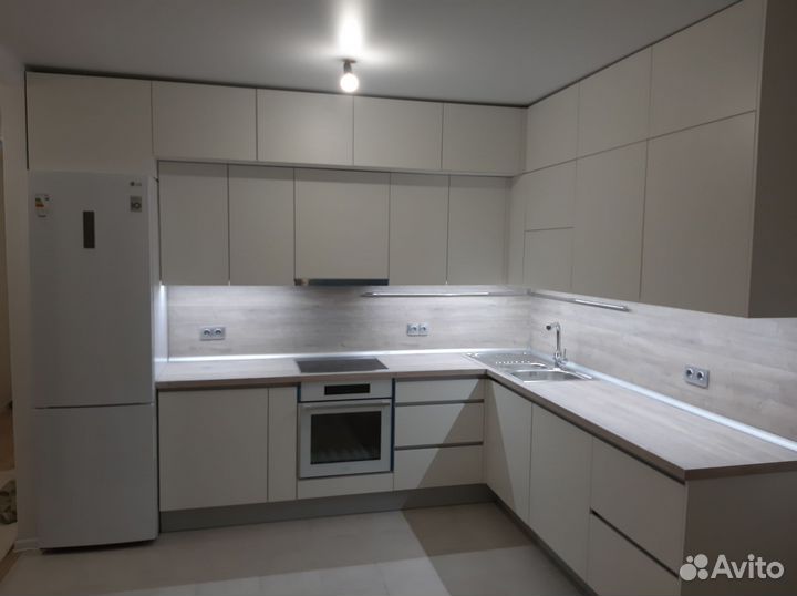 Кухни на заказ, барные стойки