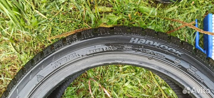 Hankook Winter I'Pike 215/45 R17