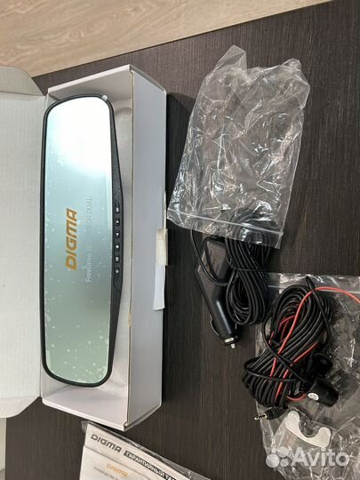 Видеорегистратор Digma