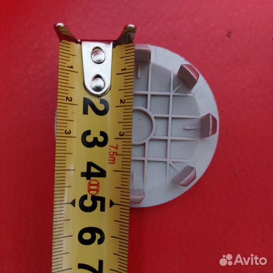 Киа колпачок в ступицу колеса новый