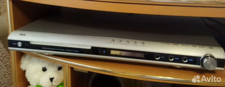 DVD плеер Vitek с дисками