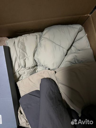 Пакетом продам вещи на ребенка новые и бу