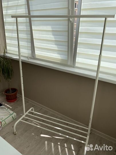 Вешалка напольная