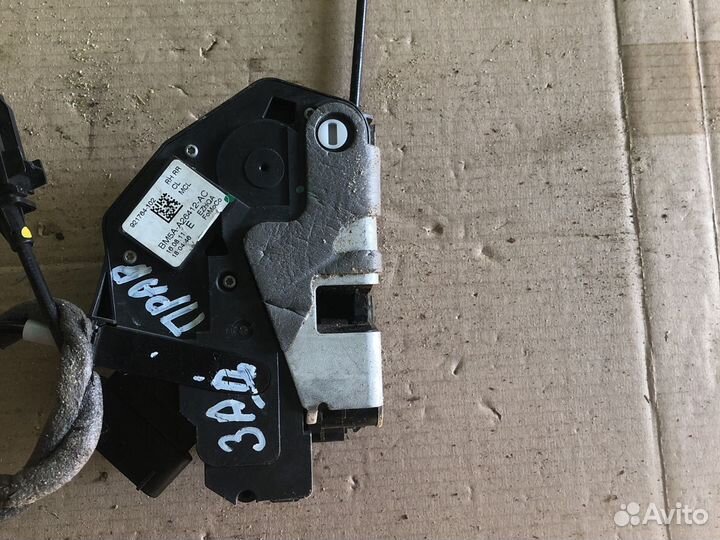 Ford focus 3 замок двери