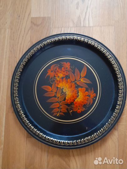 Поднос круглый с ручной росписью 