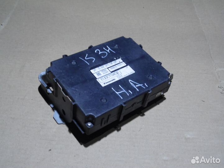 Блок управления подвеской Лексус IS RC F