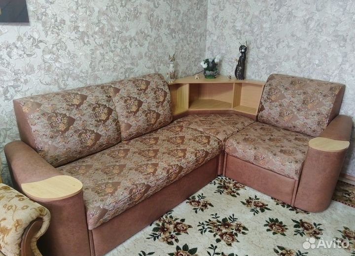 Угловой диван