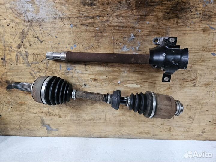 Привод правый Honda Accord 8 2.4 в сборе