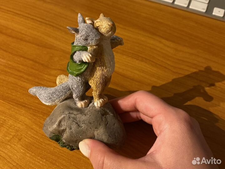 Статуэтка кролики