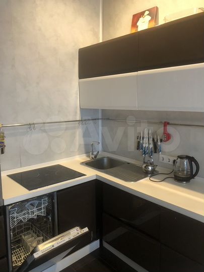 2-к. квартира, 74 м², 1/4 эт.