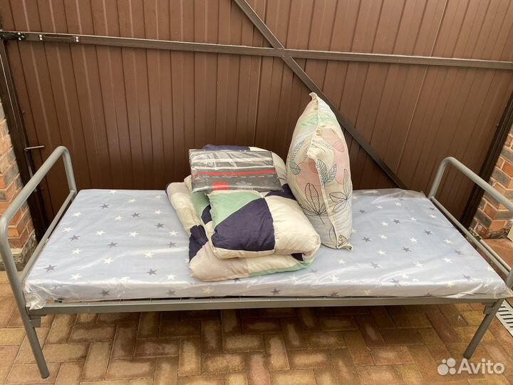 Матрас одеяло подушка(спальный комплект)