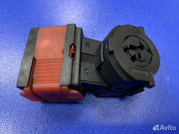 Контактная группа замка зажигания Рено Логан