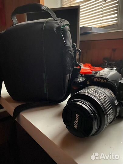 Зеркальный фотоаппарат Nikon 3100