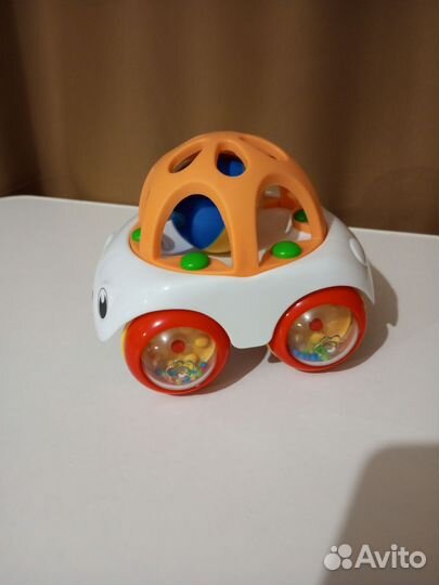 Машинка погремушка 