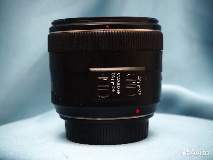 Canon 35mm f/2 IS USM со стабилизатором, в идеале