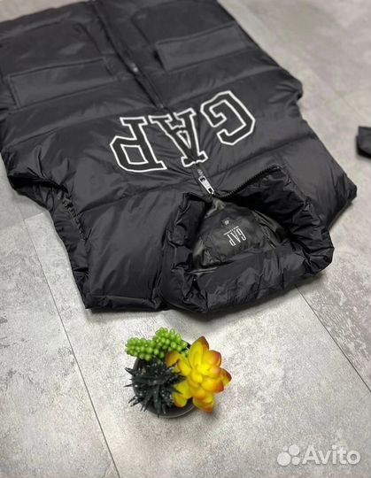 Жилет мужской GAP