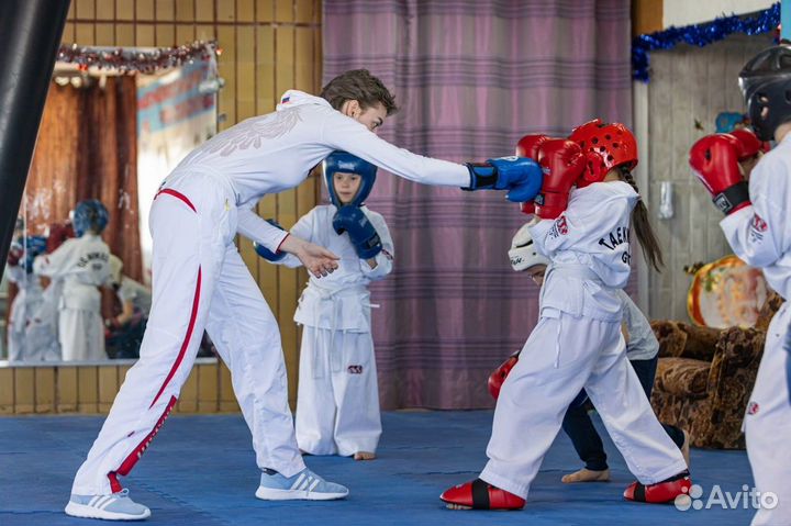 Тхэквондо. Занятия у чемпионки мира