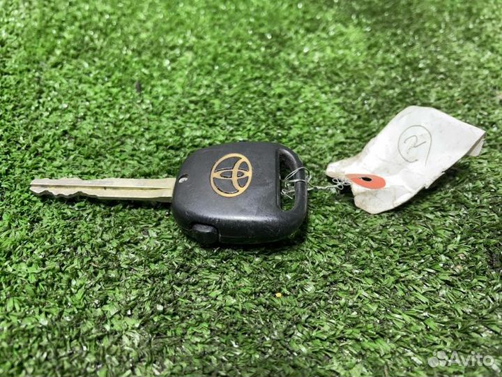 Личинка замка зажигания Toyota Allex NZE121 1NZ