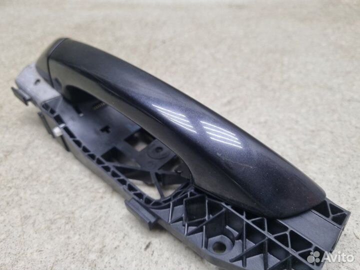 Ручка двери передней наружная правая Skoda Superb