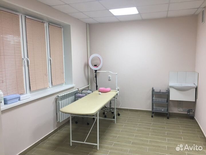 Кушетка косметологическая, массажная