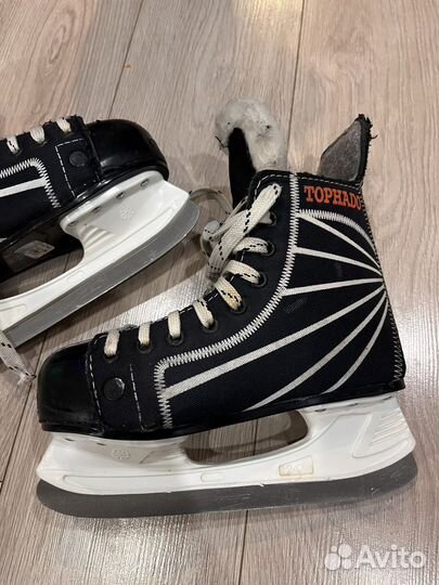 Коньки хоккейные 38