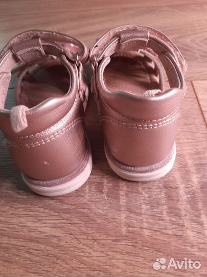 Босоножки для девочки 22 размер