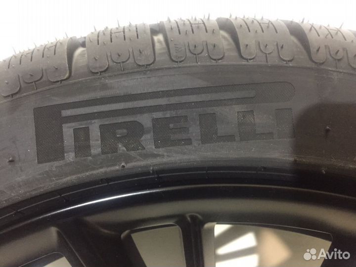 R19 Pirelli P Zero Winter 275/35, PCD 5x112 DIA 66.6