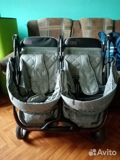 Универсальная коляска для двойни carrello connect