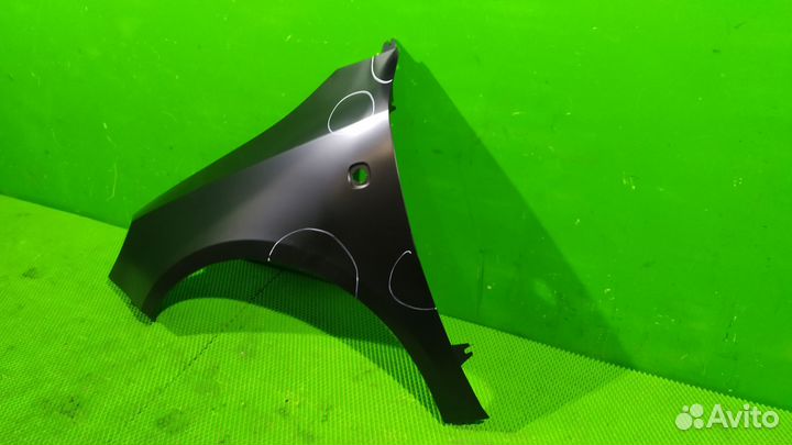 Крыло левое Skoda Fabia 2 Roomster 07-10