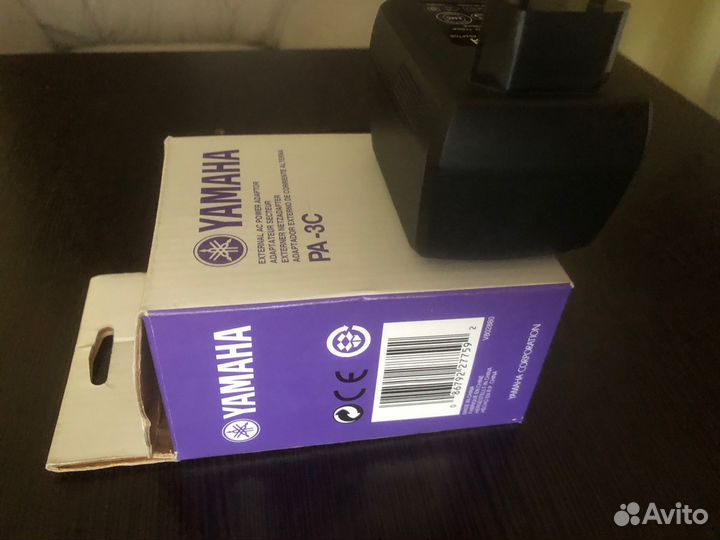 Продается синтезатор