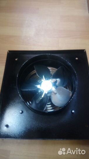 Вентилятор осевой во 200 03 с настенной панелью