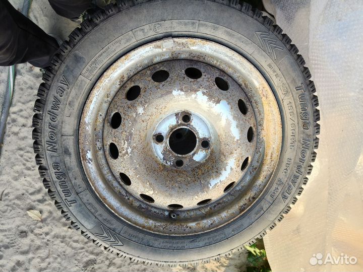 Колеса в сборе r15 зимние 4 100