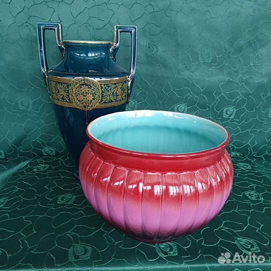 Горшок антикварный